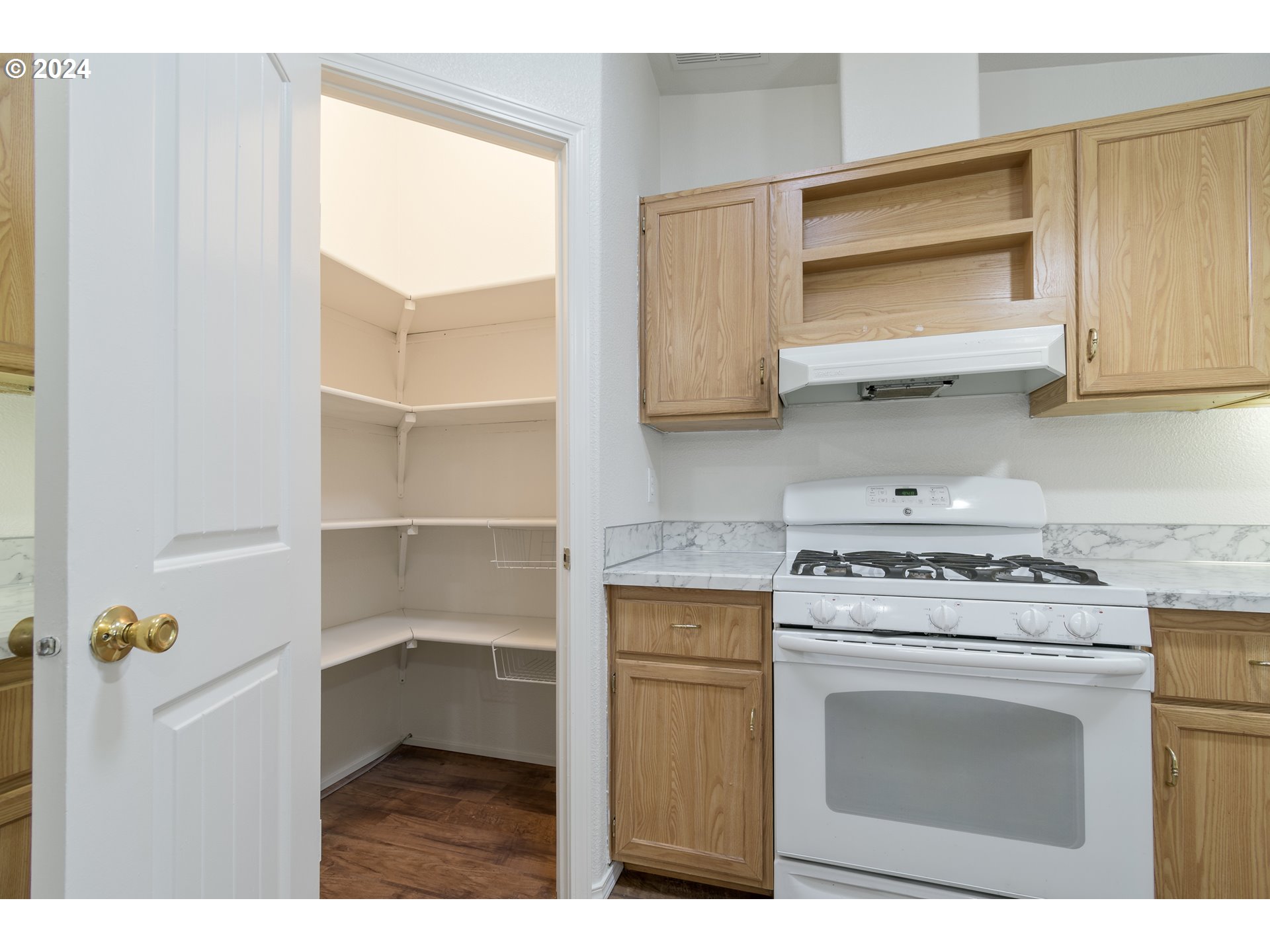 7976 South A Street Springfield, OR 97478 - Photo 10 of 24 Gallery Image 10