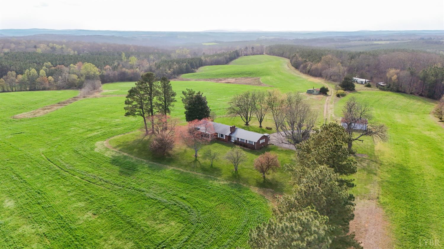 677 Tabor Road Gladys, VA 24554 - Photo 5 of 84