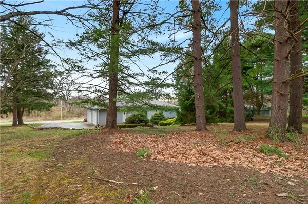 $200,000 | 1461 Lynnwood Drive, Hermitage, PA 16148