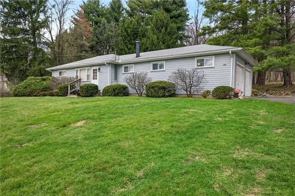 $200,000 | 1461 Lynnwood Drive, Hermitage, PA 16148