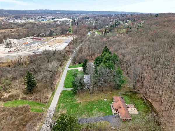 $200,000 | 1461 Lynnwood Drive, Hermitage, PA 16148