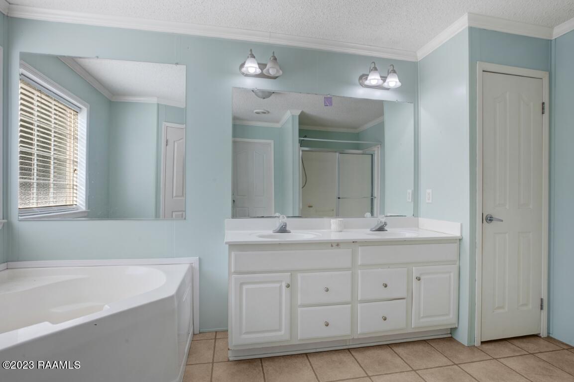 2801 Snapper Road New Iberia, LA 70560 - Photo 17 of 27 2801 Snapper Rd-15