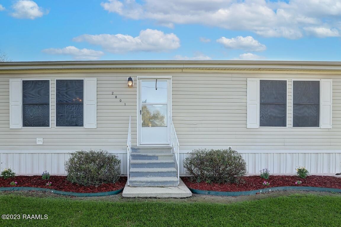 2801 Snapper Road New Iberia, LA 70560 - Photo 3 of 27 2801Snapper-2