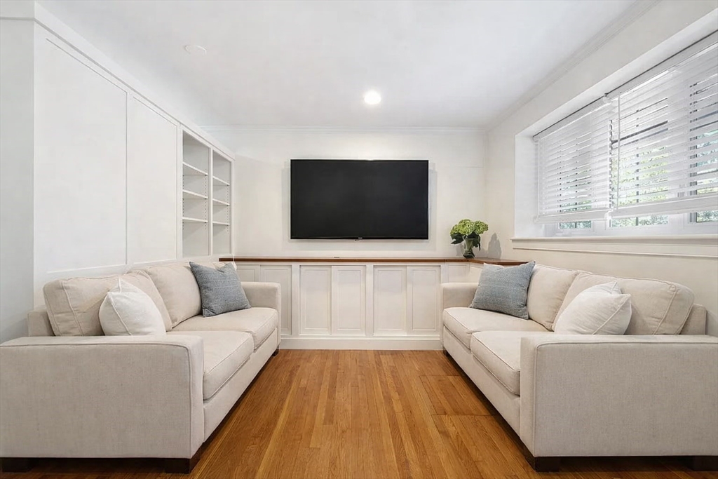 549 Centre Street, Unit 2 Newton, MA 02458 - Photo 1 of 20