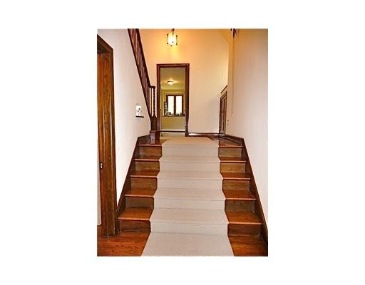 321 Juniper Lane Ann Arbor, MI 48105 - Photo 2 of 10 Photo 2