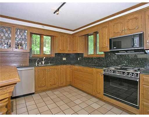 321 Juniper Lane Ann Arbor, MI 48105 - Photo 6 of 10 Photo 6