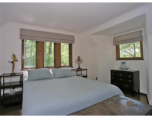 321 Juniper Lane Ann Arbor, MI 48105 - Photo 7 of 10 Photo 7