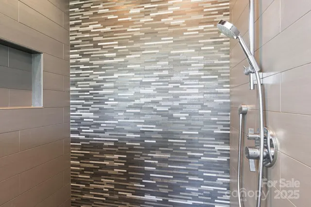 a view of walk in closet