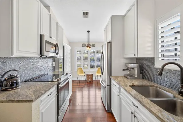 $2,500 | 4180 Brentwood Park Circle, Tampa, FL 33624