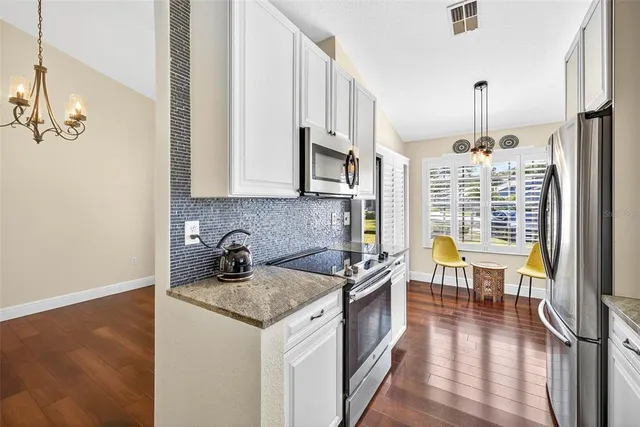 $2,500 | 4180 Brentwood Park Circle, Tampa, FL 33624