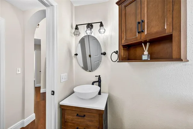 $2,500 | 4180 Brentwood Park Circle, Tampa, FL 33624