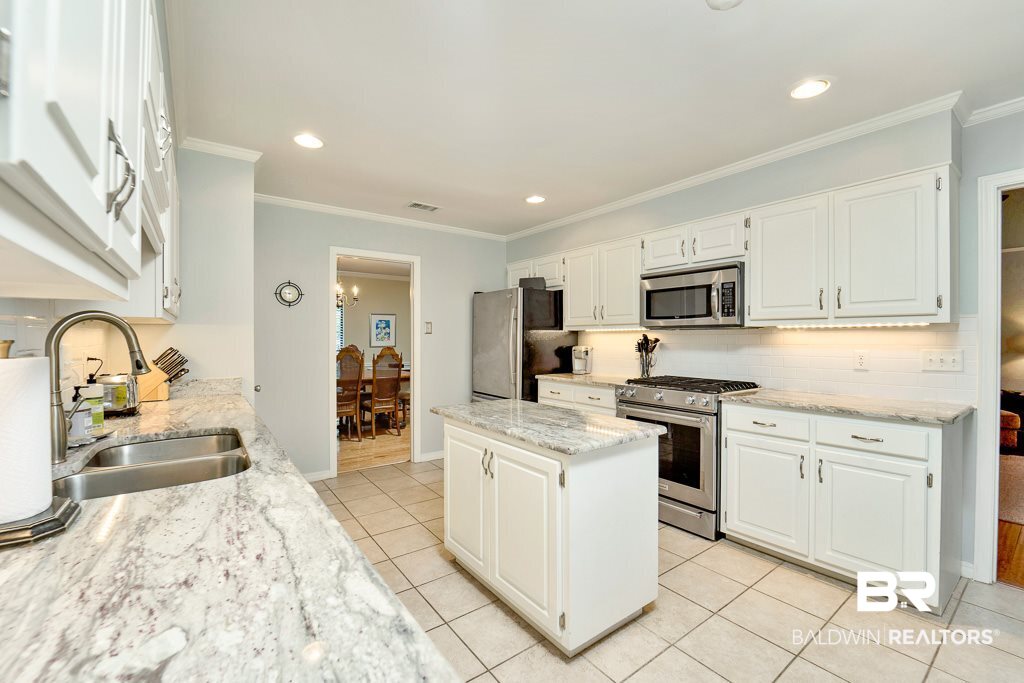1050 Regal Drive Mobile, AL 36609 - Photo 11 of 24