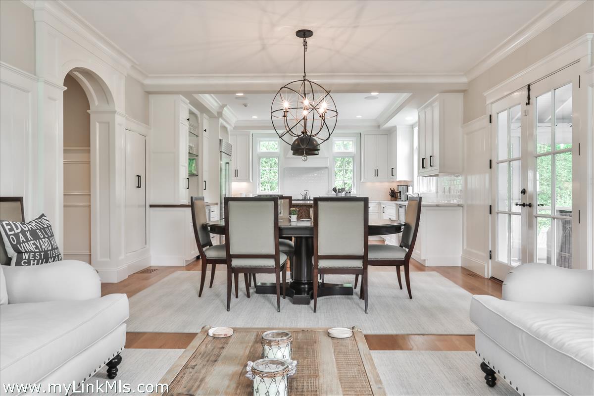 54 Fuller Street Edgartown, MA 02539 - Photo 13 of 31