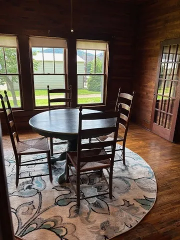 $1,800 | 80 North Bell Street, Hiawassee, GA 30546