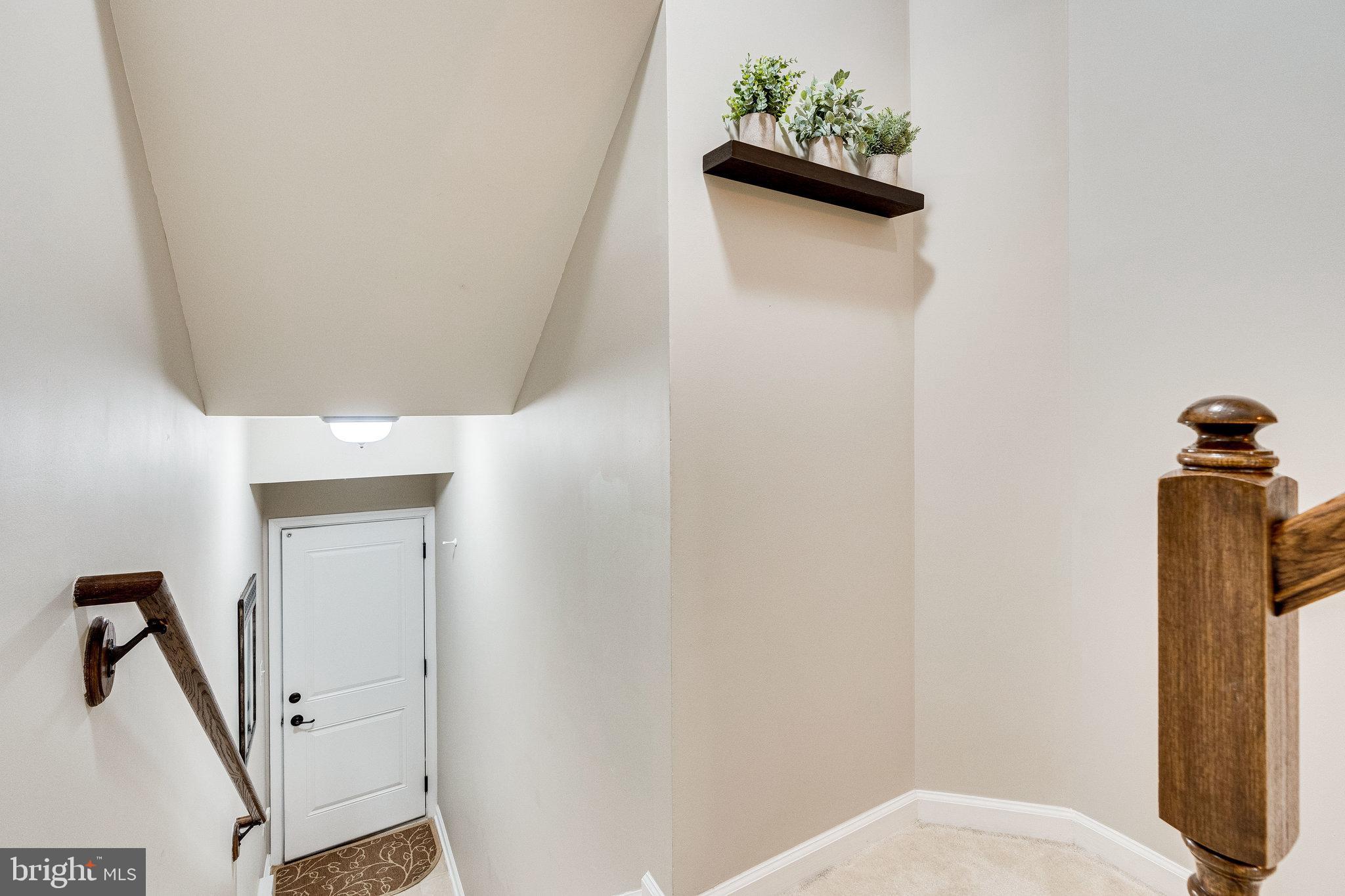 24681 Footed Ridge Terrace Sterling, VA 20166 - Photo 3 of 48 Stairs