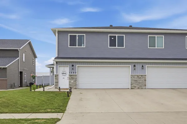 $309,900 | 1283 4th Street Northwest, West Fargo, ND 58078