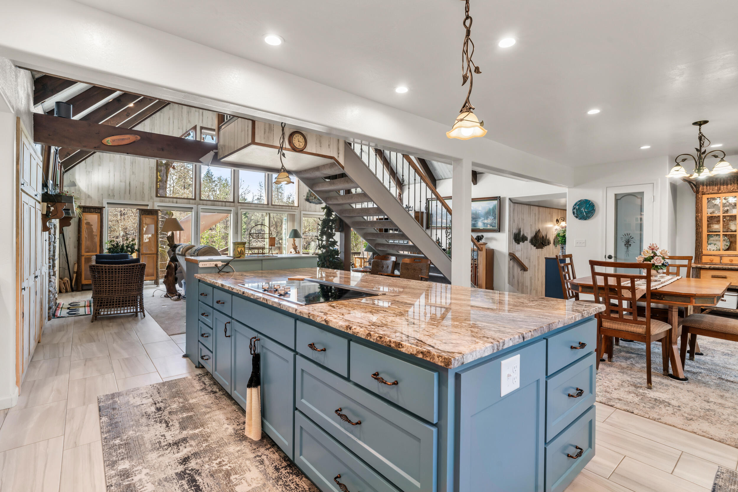 965 Old Ferry Road Shady Cove, OR 97539 - Photo 10 of 37 Kitchen