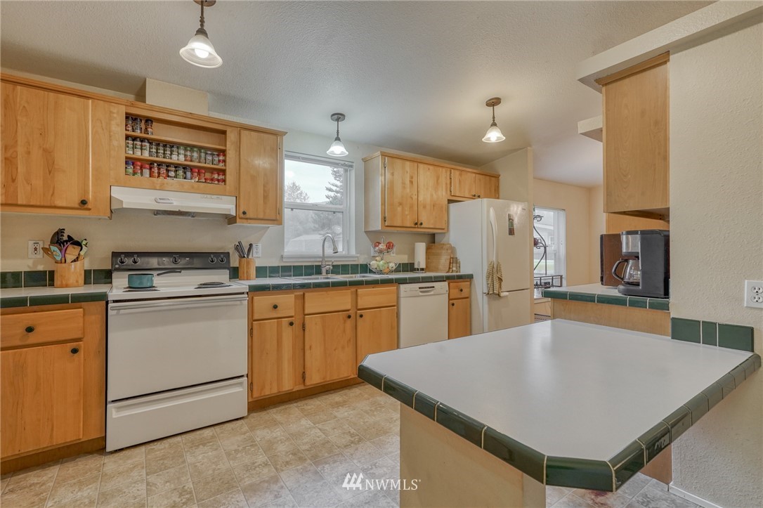 19945 Parson Creek Road Sedro-Woolley, WA 98284 - Photo 11 of 25 Gallery Image 11