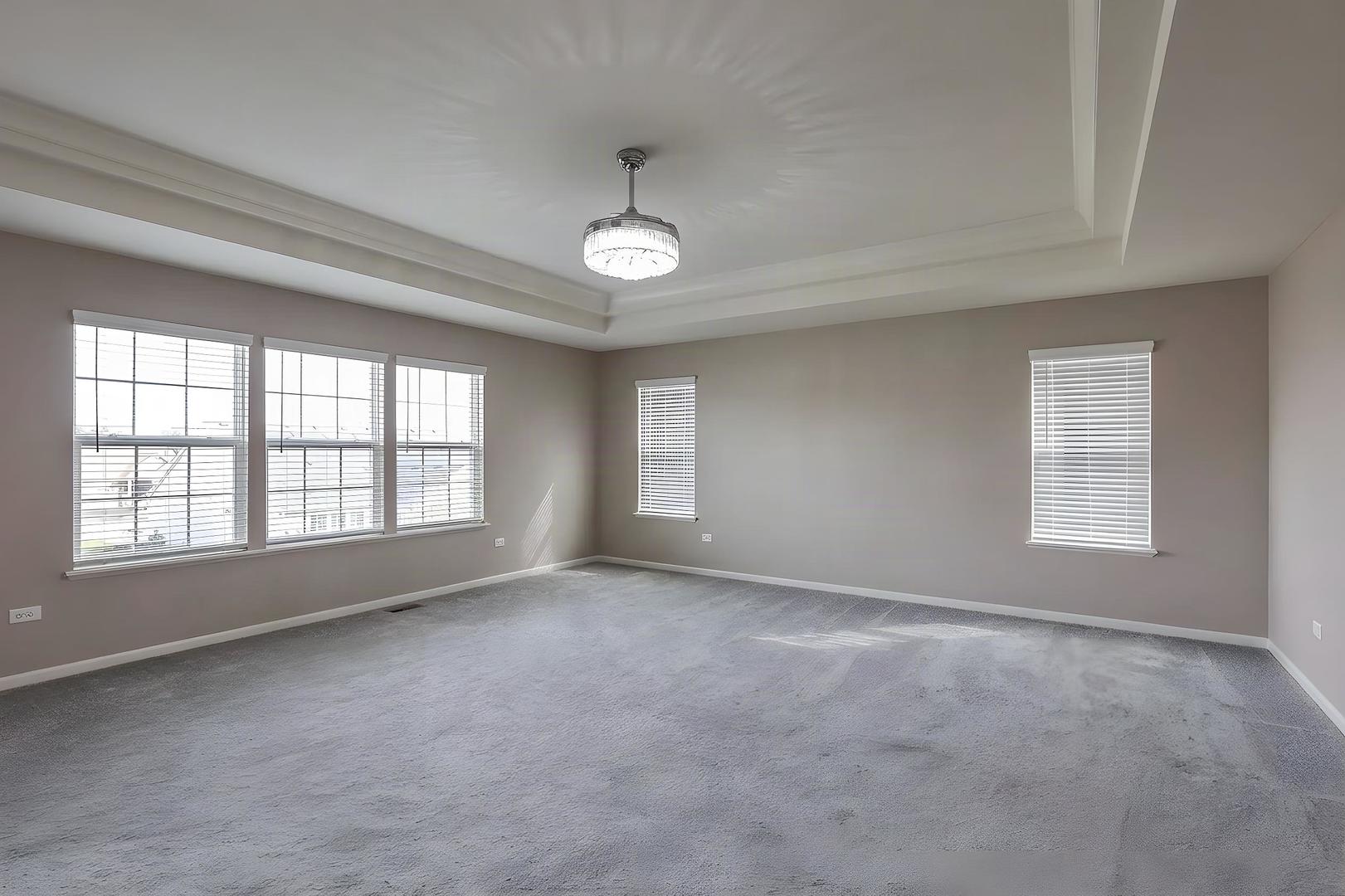 3626 Emerald Road Elgin, IL 60124 - Photo 13 of 33 Gallery Image 13