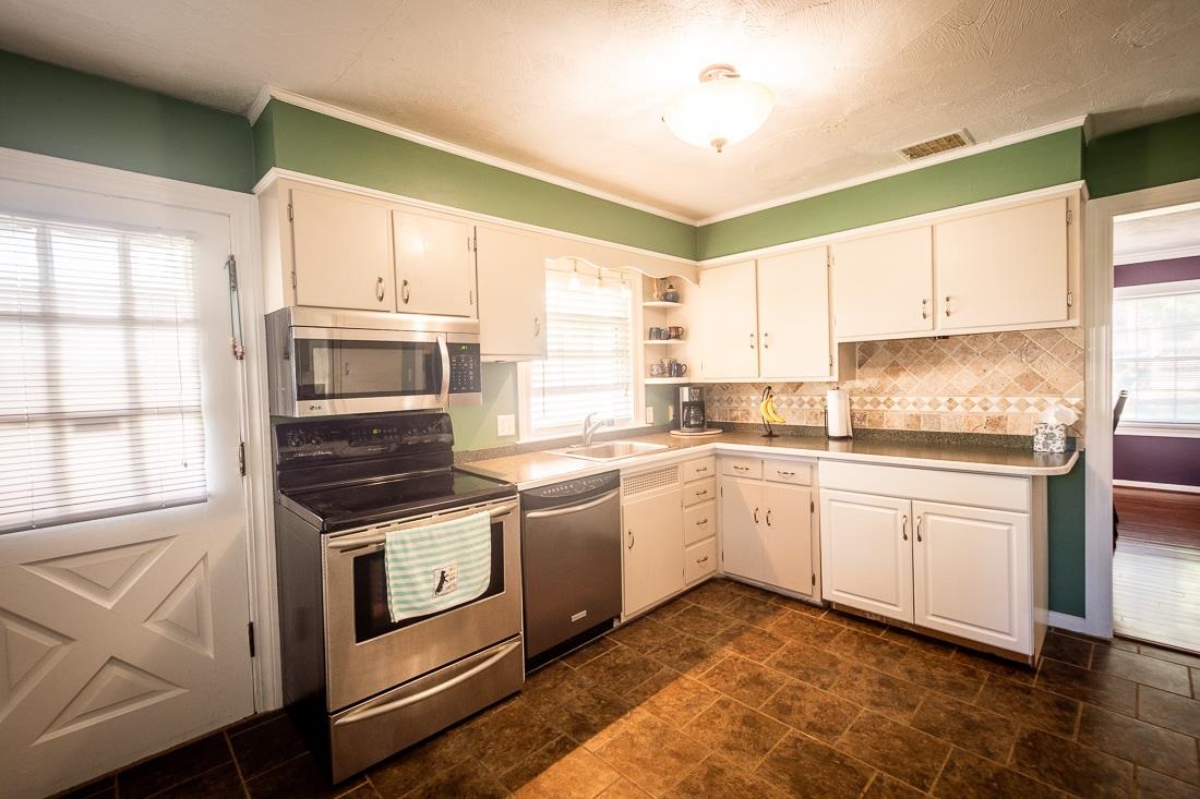 4811 Old Mill Road Fort Wayne, IN 46807 - Photo 6 of 31