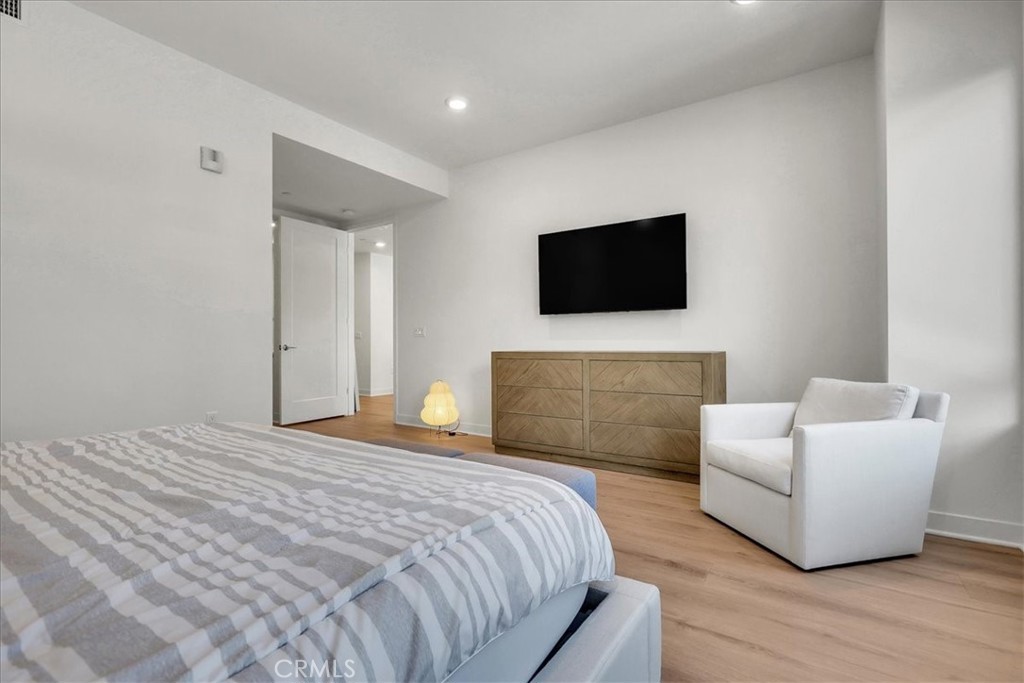 1201 Rivington Irvine, CA 92612 - Photo 10 of 27 Gallery Image 10