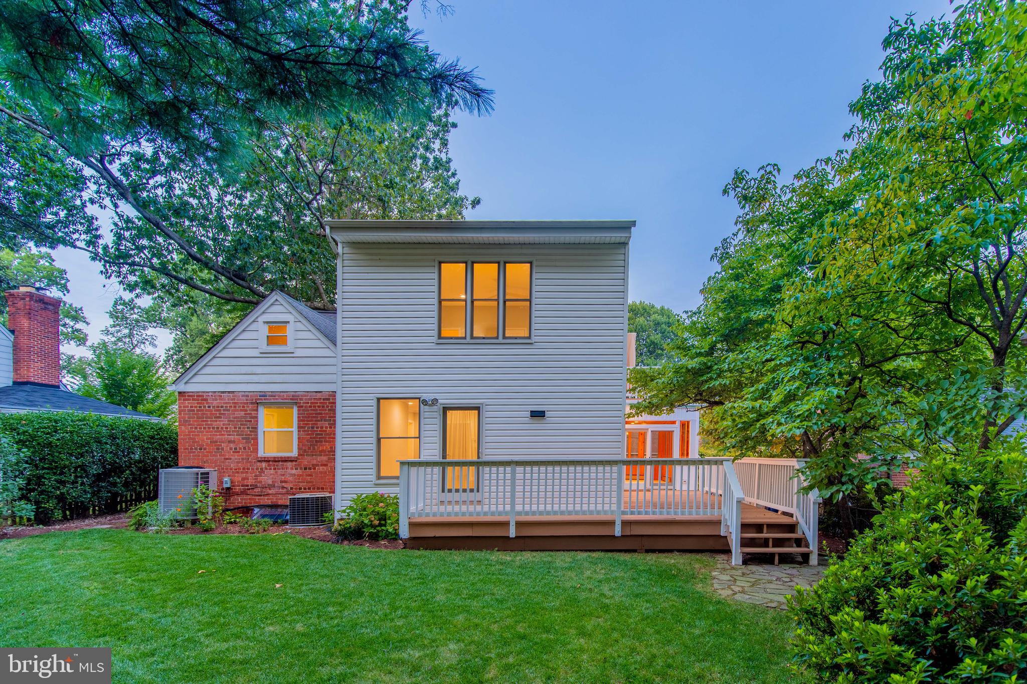 10012 Portland Road Silver Spring, MD 20901 - Photo 2 of 53