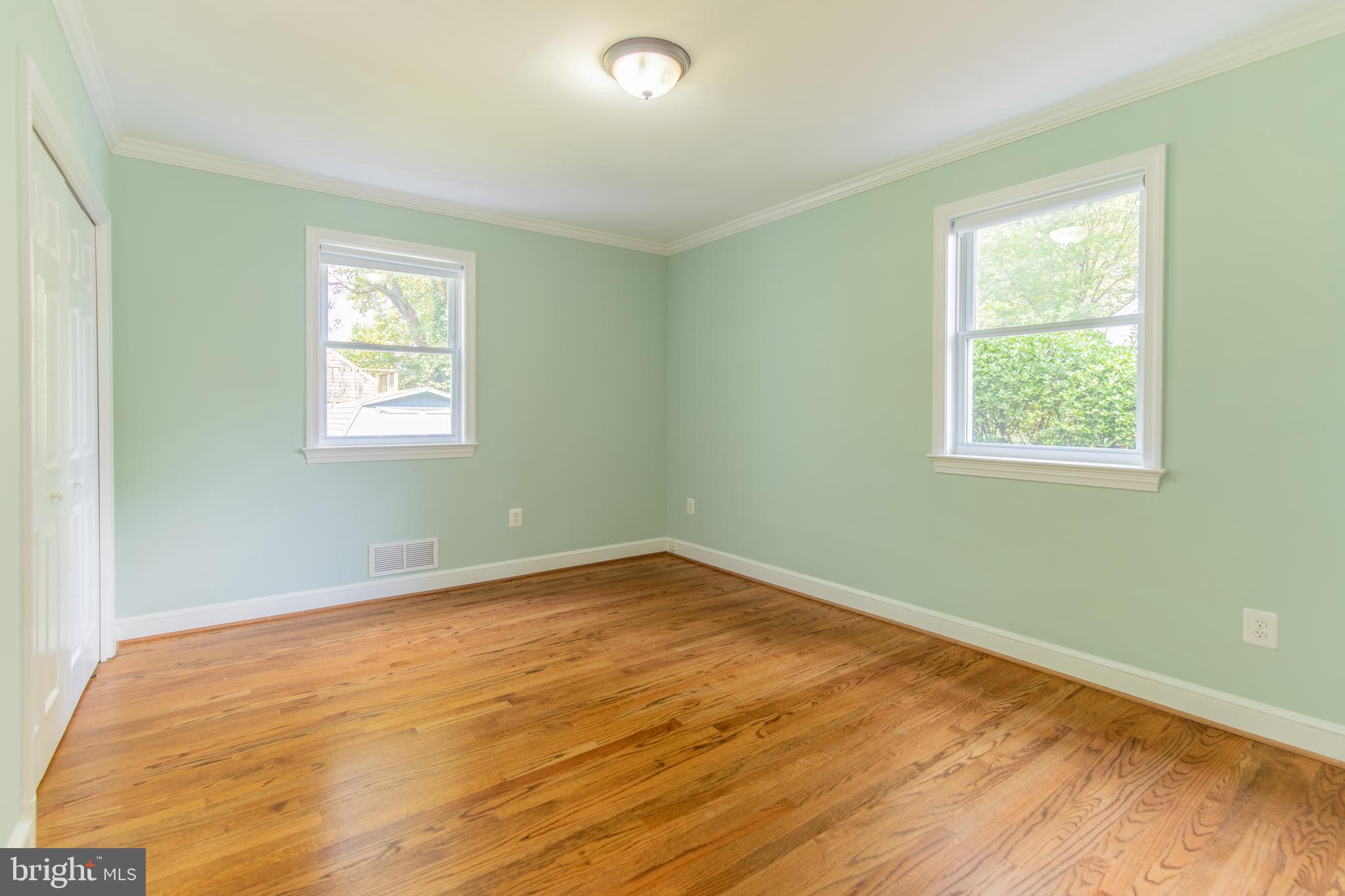 10012 Portland Road Silver Spring, MD 20901 - Photo 23 of 53