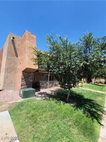 $1,175 | 5121 River Glen Drive, Unit 143, Las Vegas, NV 89103