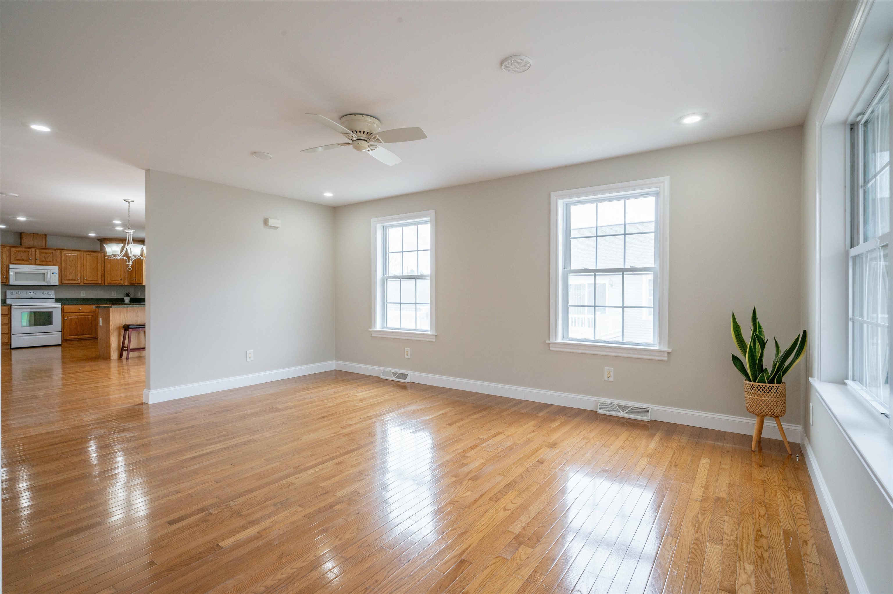 2 Cielo Drive Dover, NH 03820 - Photo 4 of 28