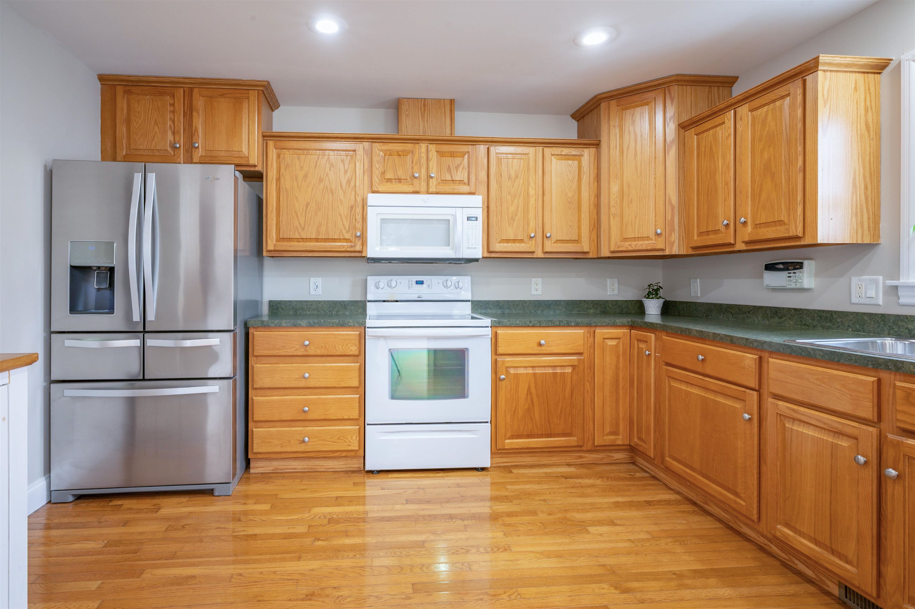 2 Cielo Drive Dover, NH 03820 - Photo 7 of 28