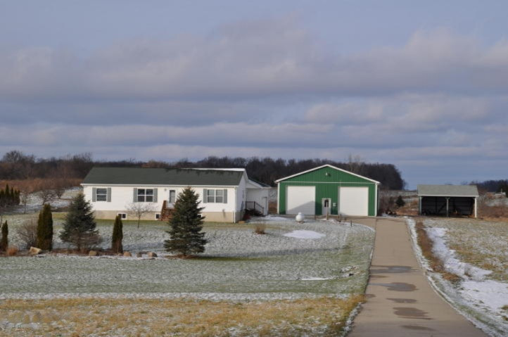 2622 Bonanza Road Lake Odessa, MI 48849 - Photo 1 of 17 20161230215331173159000000-o