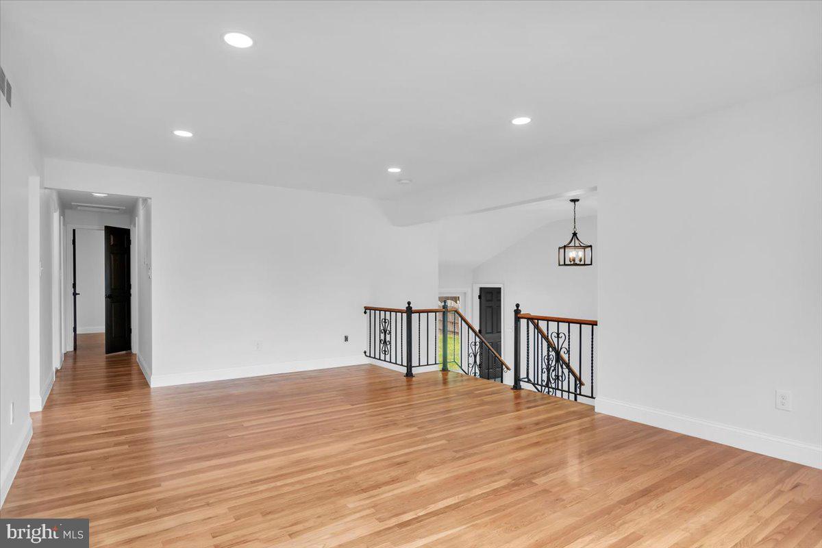 7 Mallard Court Clementon, NJ 08021 - Photo 5 of 26