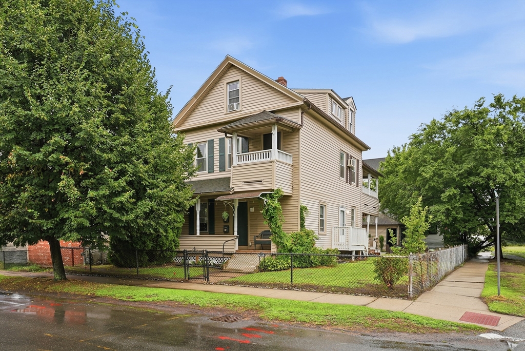 161 New Bridge Street West Springfield, MA 01089 - Photo 1 of 38