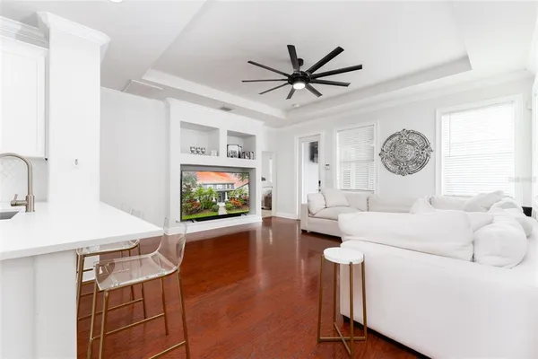 $619,000 | 16007 Loneoak View Drive, Lithia, FL 33547