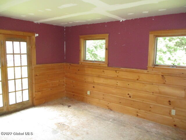 548 County Rte 18 Harrietstown, NY 12945 - Photo 19 of 29 IMG_1974