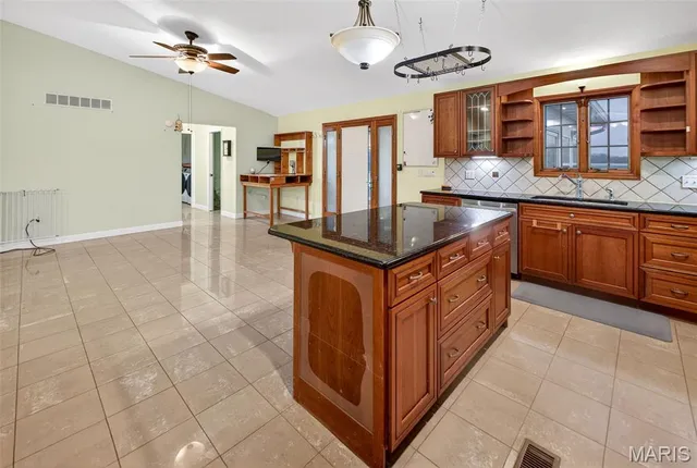 $450,000 | 5410 Lrc Road, Waterloo, IL 62298