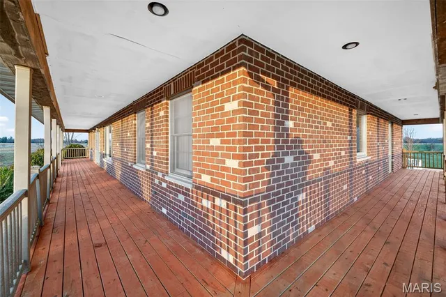 $450,000 | 5410 Lrc Road, Waterloo, IL 62298