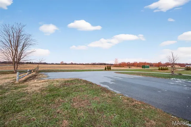 $450,000 | 5410 Lrc Road, Waterloo, IL 62298
