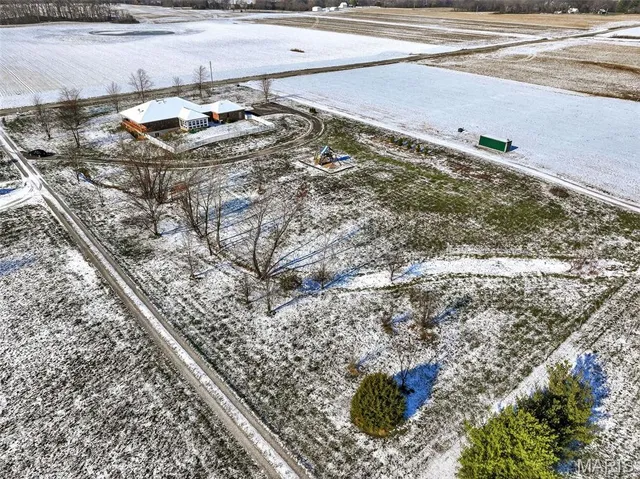 $450,000 | 5410 Lrc Road, Waterloo, IL 62298