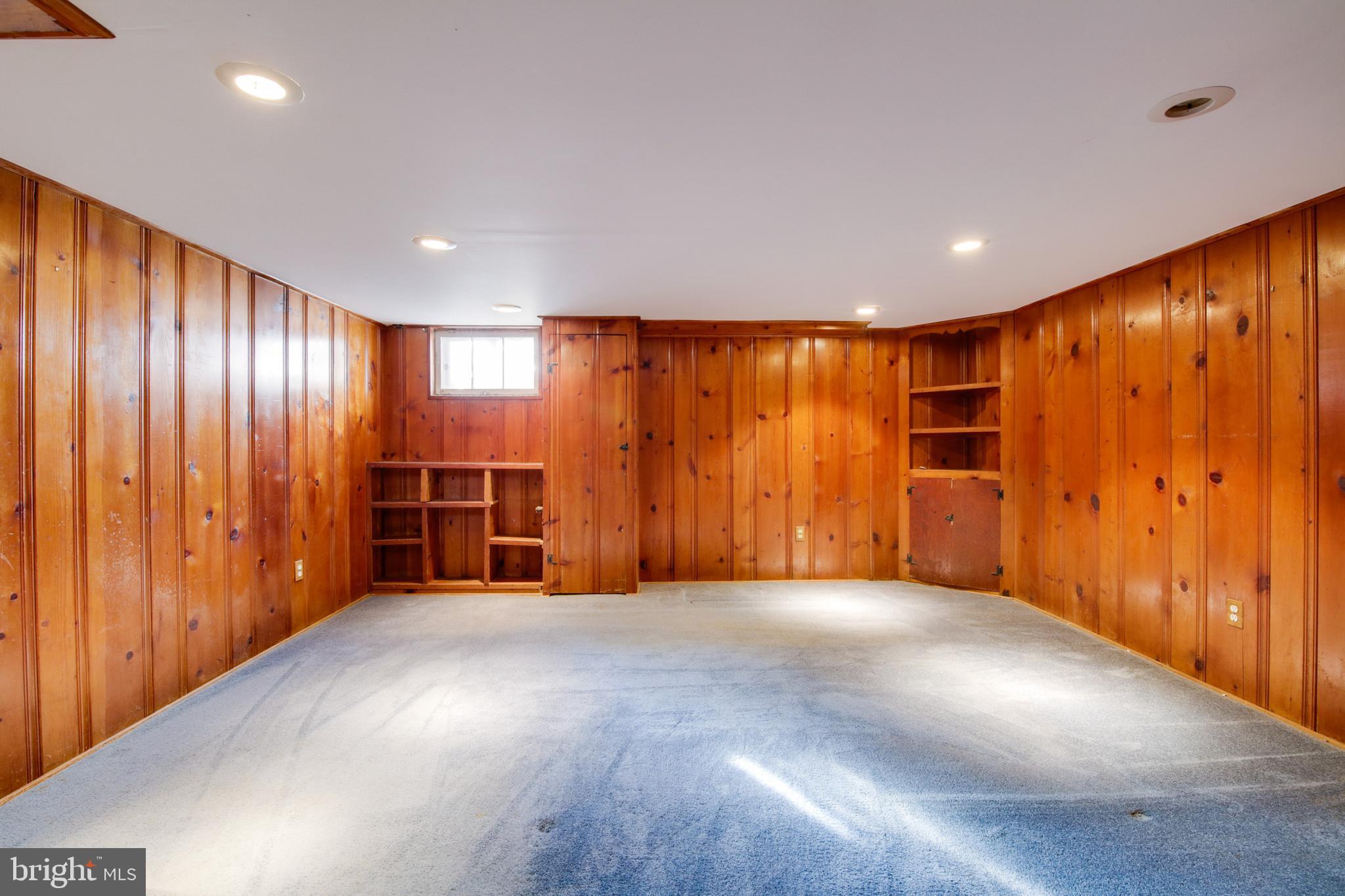 1050 Elm Road Baltimore, MD 21227 - Photo 19 of 32