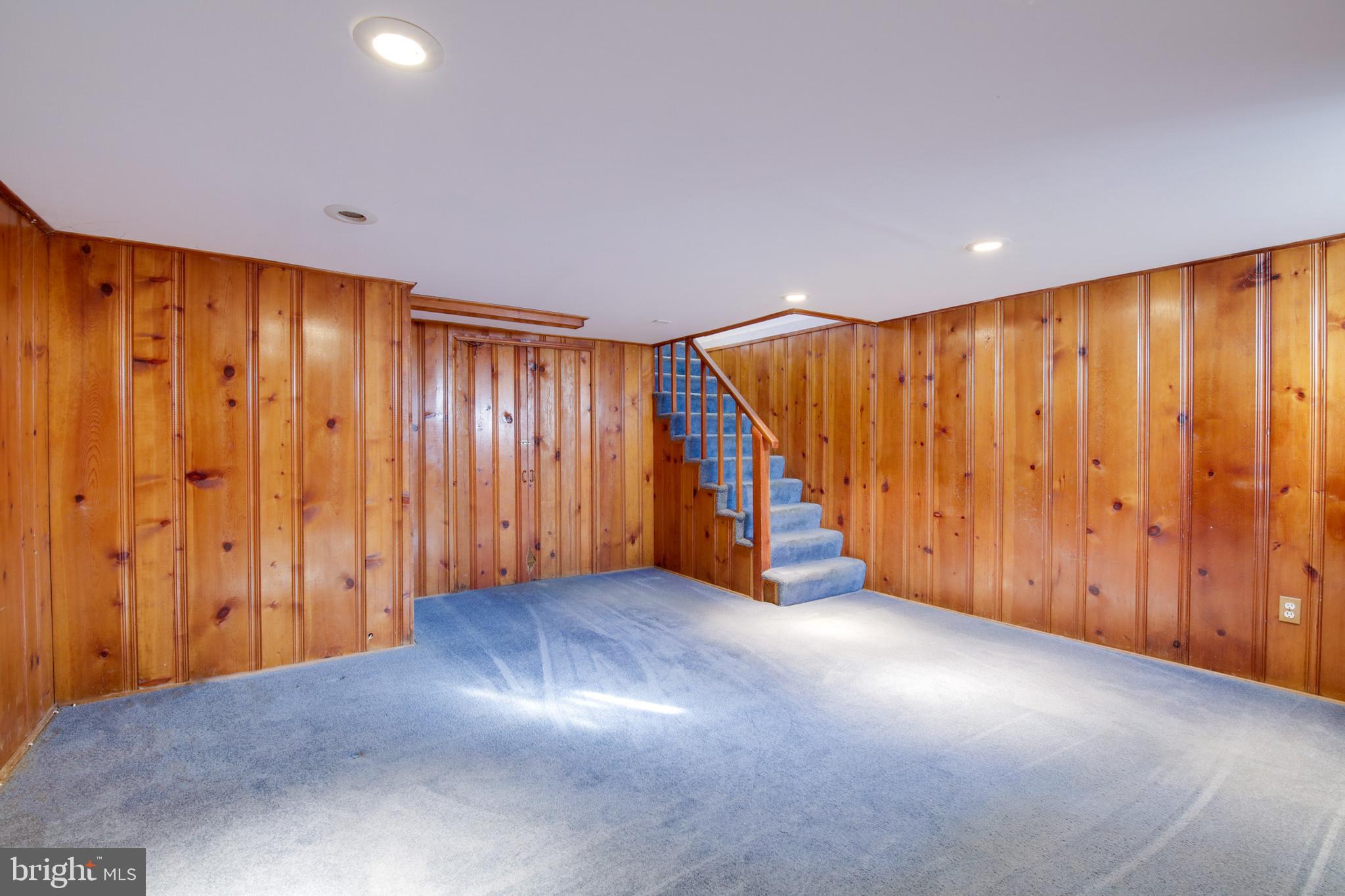 1050 Elm Road Baltimore, MD 21227 - Photo 20 of 32