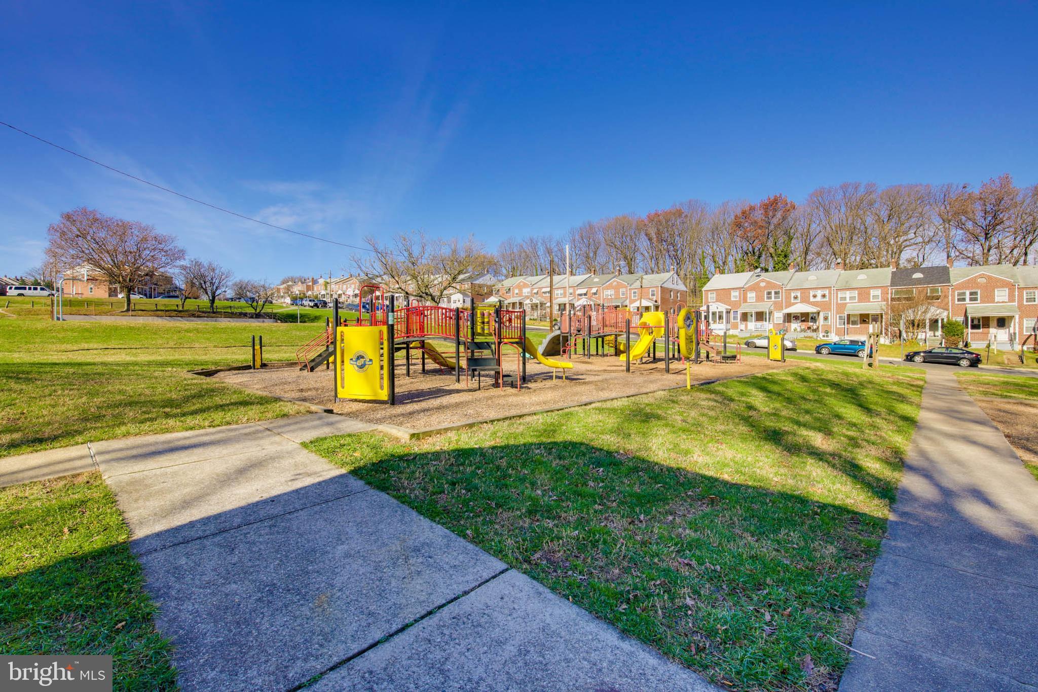 1050 Elm Road Baltimore, MD 21227 - Photo 26 of 32