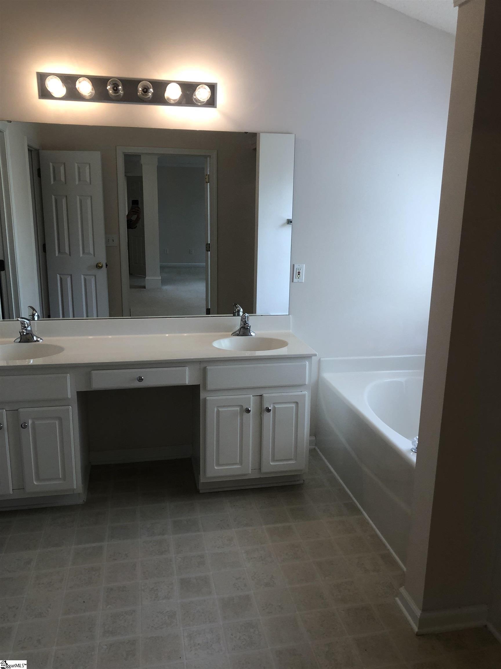 102 Saybrook Road Simpsonville, SC 29681 - Photo 17 of 18