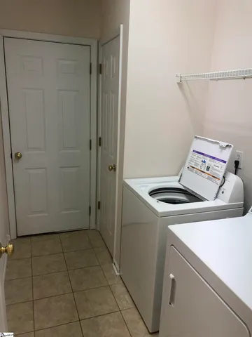 $1,895 | 102 Saybrook Road, Simpsonville, SC 29681