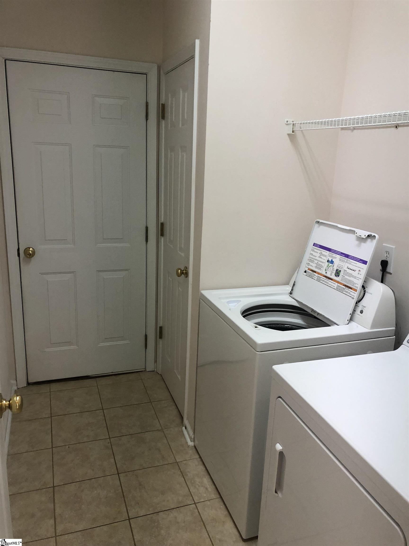 102 Saybrook Road Simpsonville, SC 29681 - Photo 2 of 18