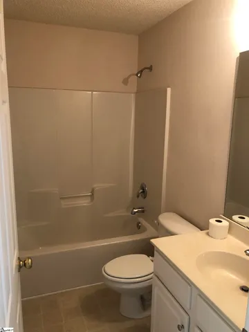 $1,895 | 102 Saybrook Road, Simpsonville, SC 29681