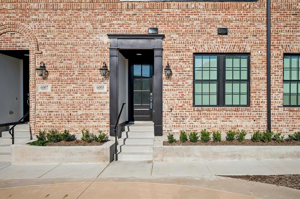 6005 Laurel Lane Addison, TX 75001 - Photo 4 of 40