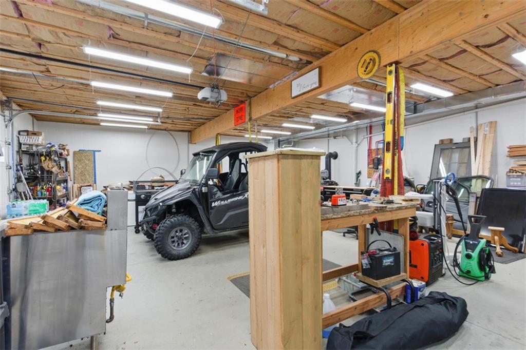 2976 Henderson Road Washington, PA 15301 - Photo 33 of 50 a view of a room with gym equipment