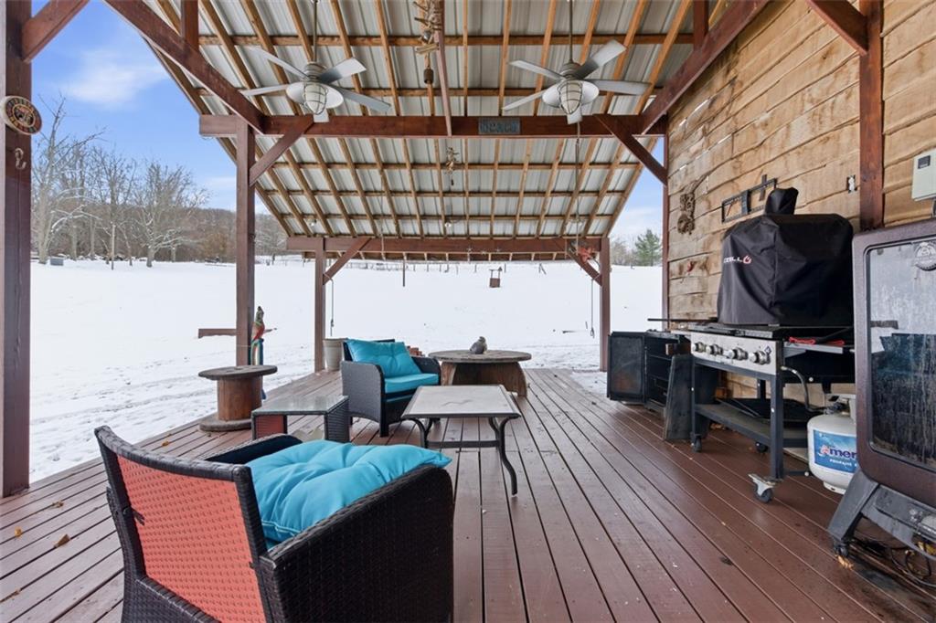 2976 Henderson Road Washington, PA 15301 - Photo 44 of 50 a sitting area with furniture on wooden floor