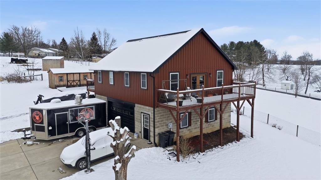 2976 Henderson Road Washington, PA 15301 - Photo 7 of 50 a view of a house with roof deck